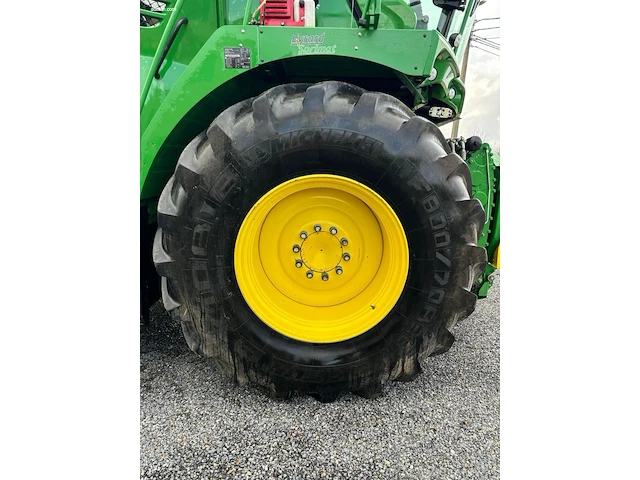 Zelfrijdende veldhakselaar john deere 8700i - afbeelding 15 van  22