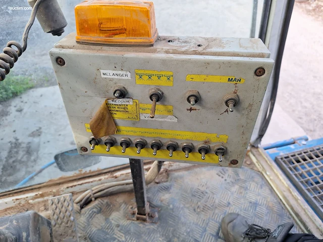 Zelfrijdende veldspuit delvano hydrotrac stm - afbeelding 8 van  11