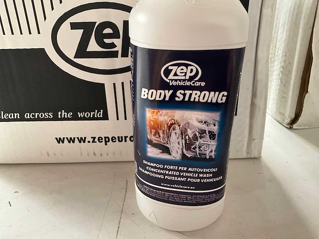 Zep vehicle care krachtige autoshampoo 1 liter (12x) - afbeelding 2 van  5