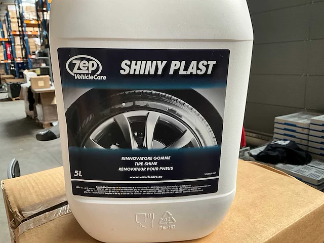 Zep vehicle care rubber renovator 5 liter (4x) - afbeelding 3 van  4