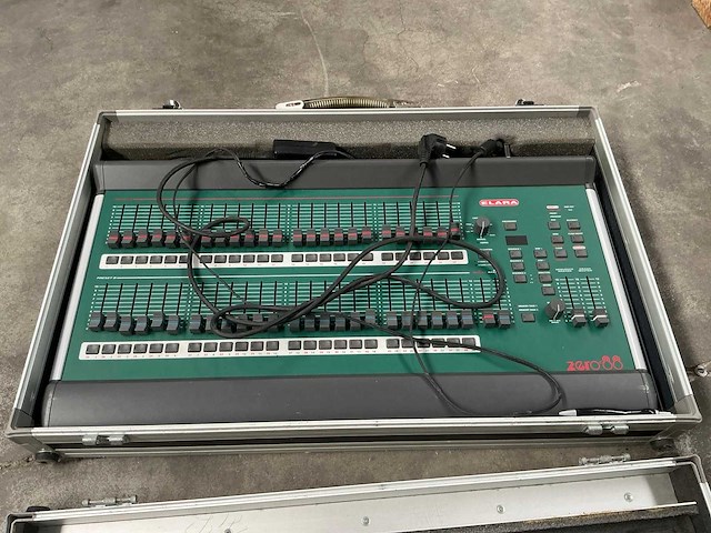 Zero88 - elara - various light equipment - afbeelding 1 van  4