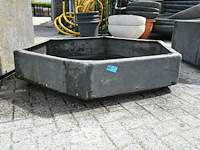 Zeshoekige kunststof bloembak - afbeelding 2 van  3
