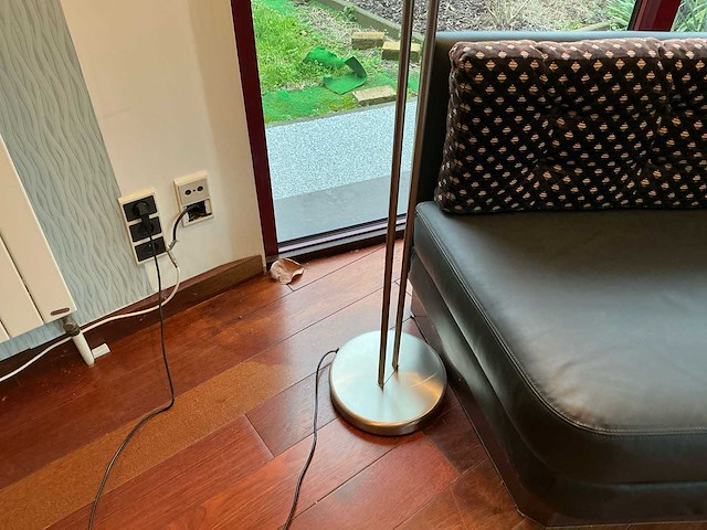 Zetel + staanlamp + salontafel - afbeelding 5 van  17