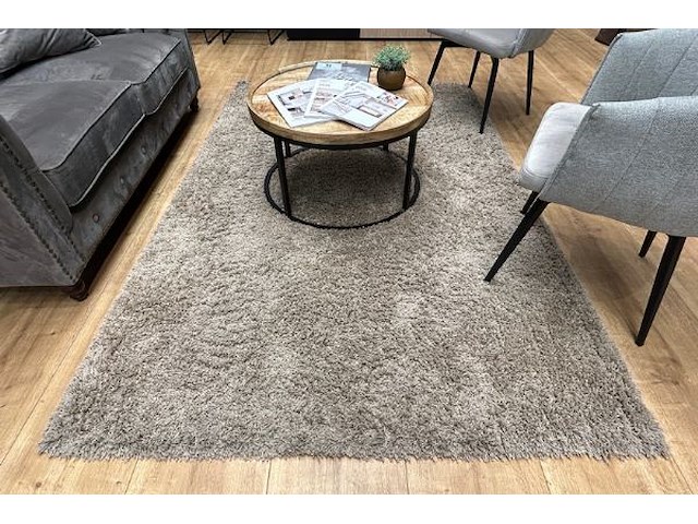 Zetel + tapijt, tafeltje en 2 stoelen - afbeelding 13 van  16