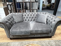 Zetel + tapijt, tafeltje en 2 stoelen - afbeelding 7 van  16