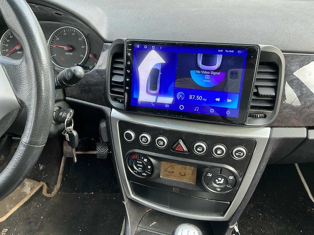 Zhejiang xinyang personenauto - afbeelding 9 van  44