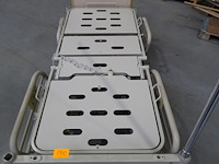 Ziekenhuisbed + bed - afbeelding 6 van  9
