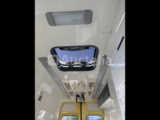 Ziekenwagen mercedes sprinter ( 2020 / wdb 907 653 1p 156 776 ) - afbeelding 7 van  34