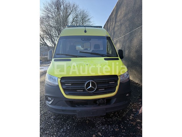 Ziekenwagen mercedes sprinter ( 2020 / wdb 907 653 1p 156 776 ) - afbeelding 24 van  34
