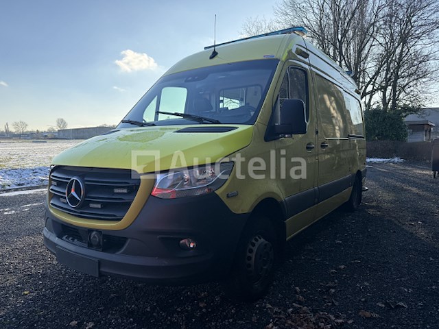 Ziekenwagen mercedes sprinter ( 2020 / wdb 907 653 1p 156 776 ) - afbeelding 23 van  34