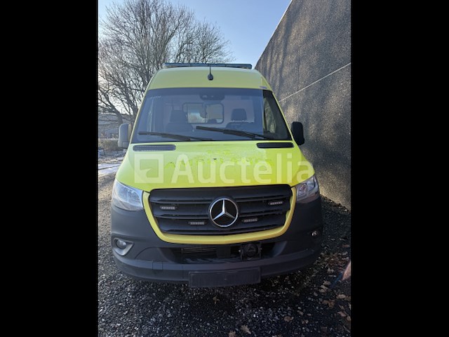 Ziekenwagen mercedes sprinter ( 2020 / wdb 907 653 1p 156 776 ) - afbeelding 30 van  34