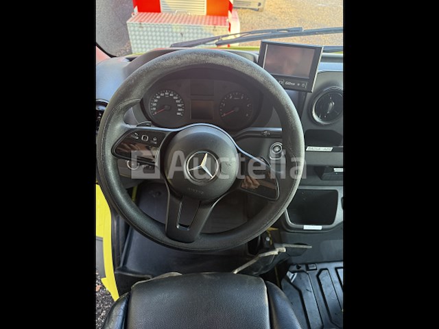 Ziekenwagen mercedes sprinter ( 2020 / wdb 907 653 1p 156 776 ) - afbeelding 34 van  34