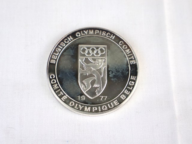 Zilveren herdenkingsmunt belgisch olympisch comite 1977 - afbeelding 2 van  3