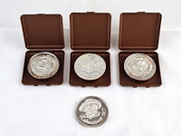 Zilveren herdenkingsmunt (x4)