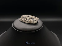 Zilverkleurige broche - afbeelding 4 van  4