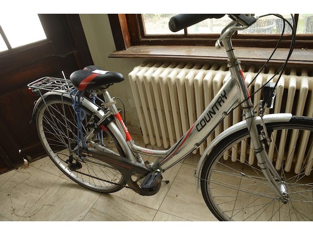 Zilverkleurige damesfiets country mbm - afbeelding 5 van  10