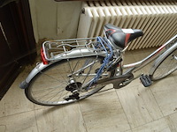 Zilverkleurige damesfiets country mbm - afbeelding 9 van  10