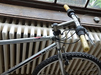 Zilverkleurige herenfiets sunn 5000r machine - afbeelding 6 van  9