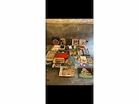 Zilverwerk, schilderijen, biblo, antiek enzovoort... - afbeelding 33 van  40