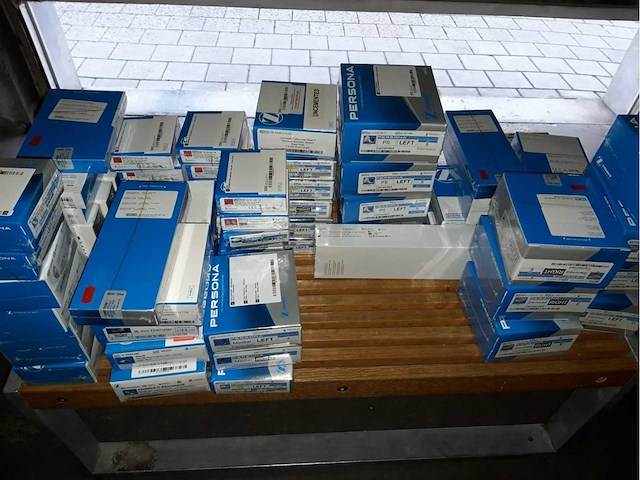 Zimmer-biomet - implants orthopédique (351x) - afbeelding 1 van  47