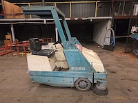 Zit borstelmachine tennant - afbeelding 4 van  10
