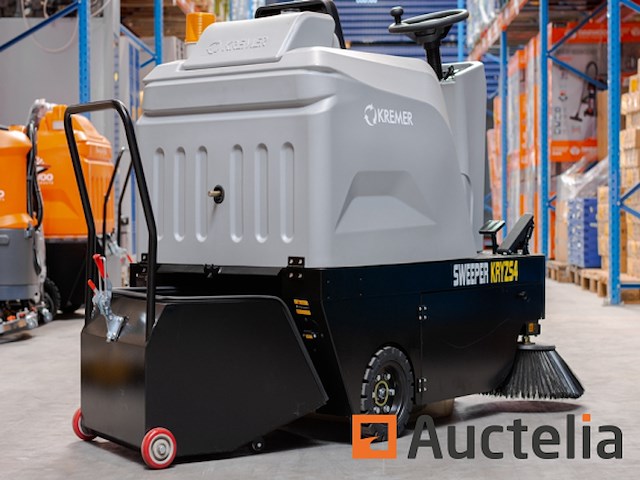 Zit veegmachine kremer kryzs4 - afbeelding 1 van  18