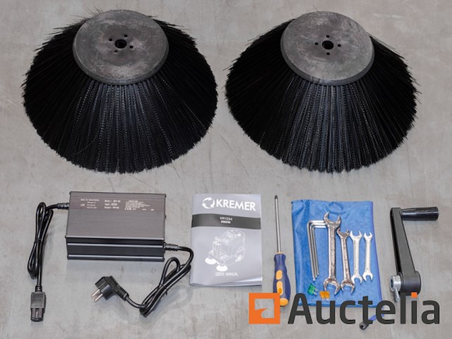 Zit veegmachine kremer kryzs4 - afbeelding 3 van  18