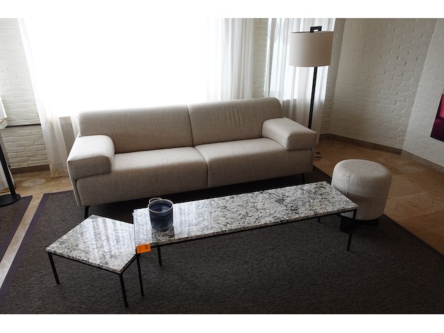 Zitbank & tafel - afbeelding 1 van  6