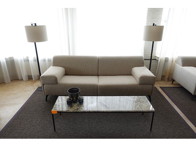 Zitbank & tafel - afbeelding 1 van  5