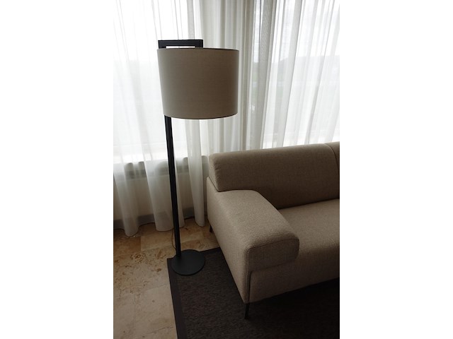 Zitbank & tafel - afbeelding 4 van  5