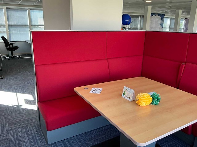 Zithoek + tafel - afbeelding 3 van  4