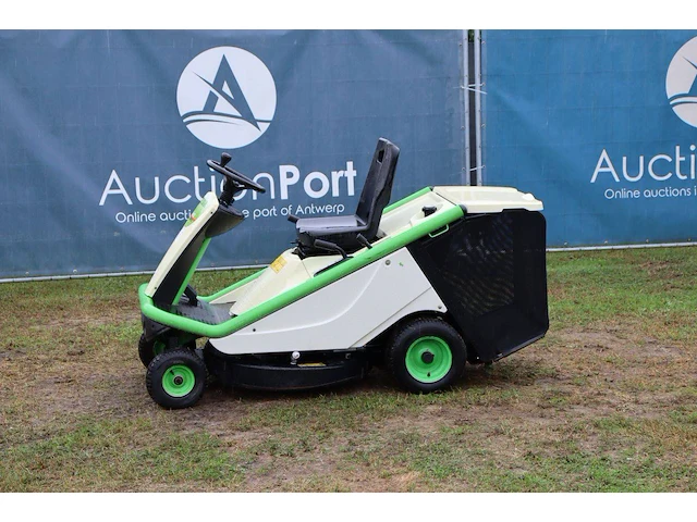 Zitmaaier etesia mbhe2 benzine hydrostaat 2012 - afbeelding 1 van  1