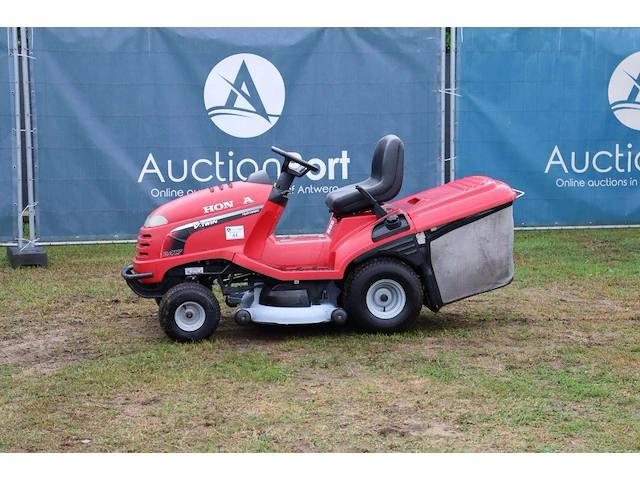 Zitmaaier honda 2417 v-twin benzine 9.9kw 2012 - afbeelding 1 van  1