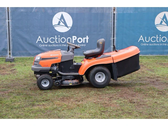 Zitmaaier husqvarna cth140 twin benzine 2007 - afbeelding 1 van  1