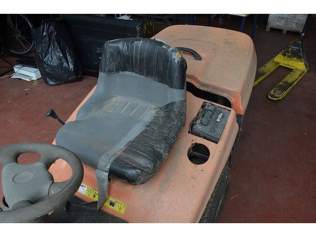 Zitmaaier husqvarna cth160 ii - afbeelding 11 van  18