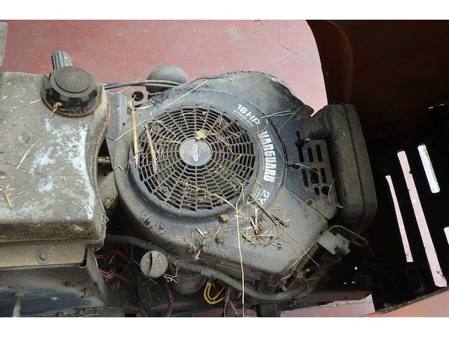 Zitmaaier husqvarna cth160 ii - afbeelding 16 van  18
