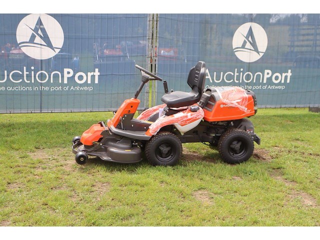 Zitmaaier husqvarna r214tc benzine nieuw - afbeelding 1 van  1