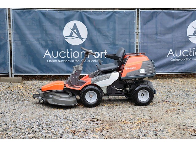 Zitmaaier husqvarna r422ts awd benzine 2014 - afbeelding 1 van  1