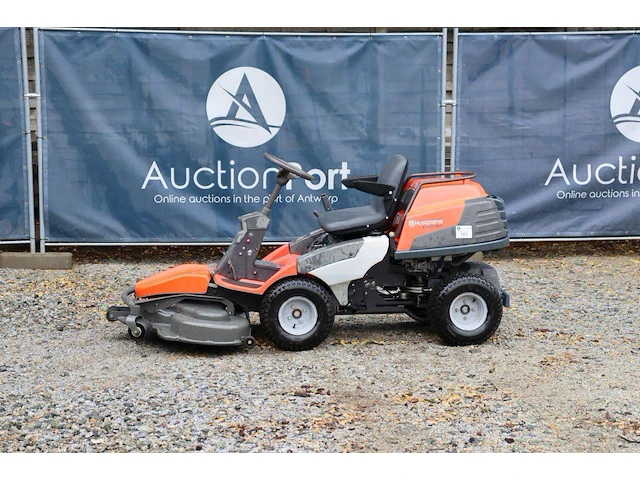 Zitmaaier husqvarna r422ts awd benzine 2014 - afbeelding 1 van  1