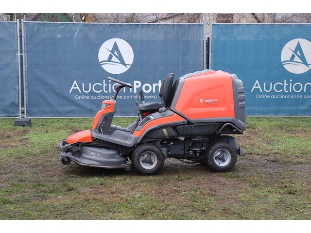 Zitmaaier husqvarna rc 320ts awd benzine 2017 - afbeelding 1 van  1