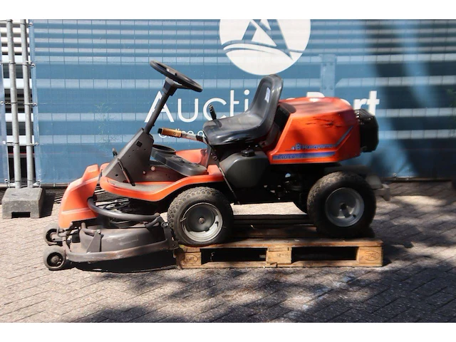 Zitmaaier husqvarna rider t1 benzine 12.5pk - afbeelding 1 van  1