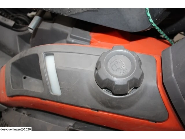 Zitmaaier husqvarna - afbeelding 2 van  14