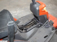 Zitmaaier husqvarna - afbeelding 13 van  14