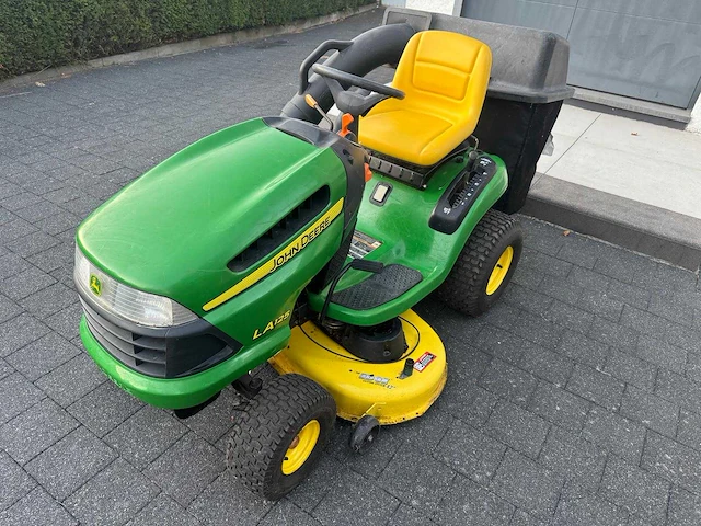 Zitmaaier john deere - afbeelding 1 van  4