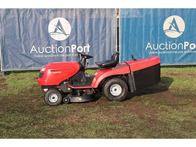 Zitmaaier jonsered super vac benzine - afbeelding 1 van  1