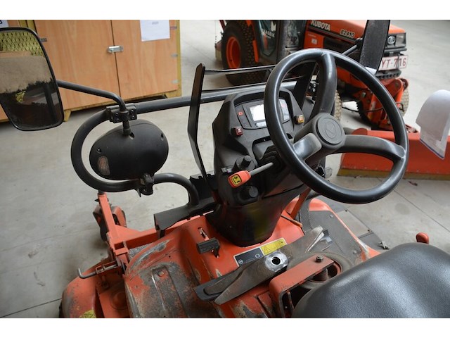 Zitmaaier met opraapsysteem kubota f3090, bouwjaar 2009 (niet getest) - afbeelding 3 van  24