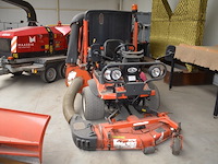 Zitmaaier met opraapsysteem kubota f3090, bouwjaar 2009 (niet getest)