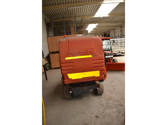 Zitmaaier met opraapsysteem kubota f3090, bouwjaar 2009 (niet getest) - afbeelding 15 van  24