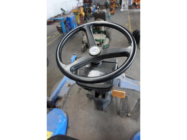 Zitmaaier new holland - afbeelding 9 van  12