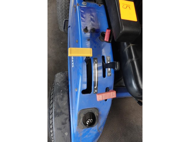 Zitmaaier new holland - afbeelding 11 van  12